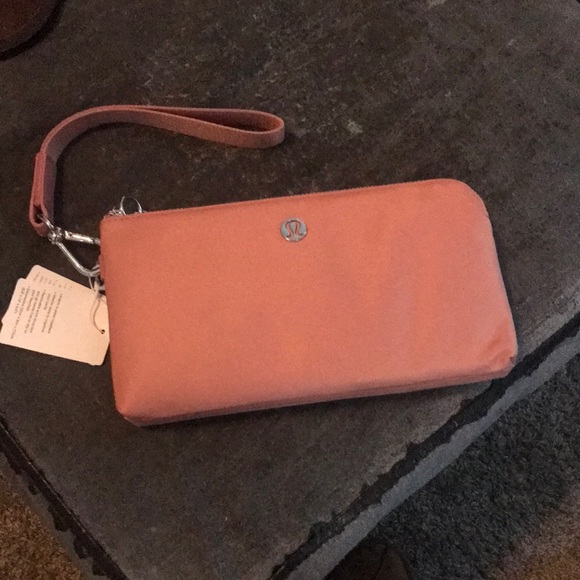 lululemon athletica Handbags - Lululemon now and always pouch